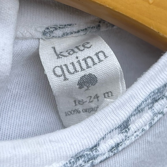 Kate Quinn Organic Cotton Puppy Family Ruffled Onesie Infant Size 18-24M - Picture 3 of 4